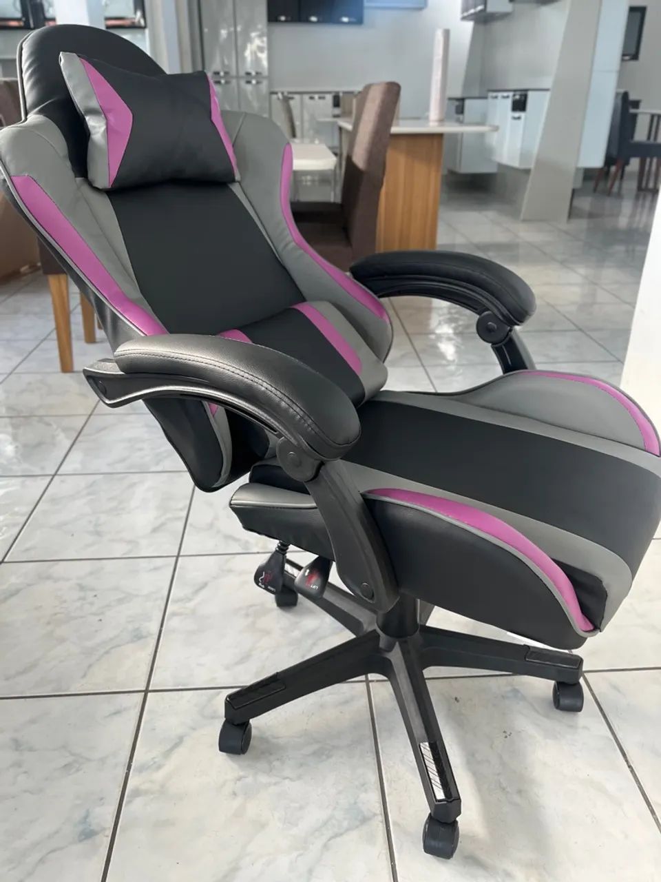 Cadeira Gamer G710