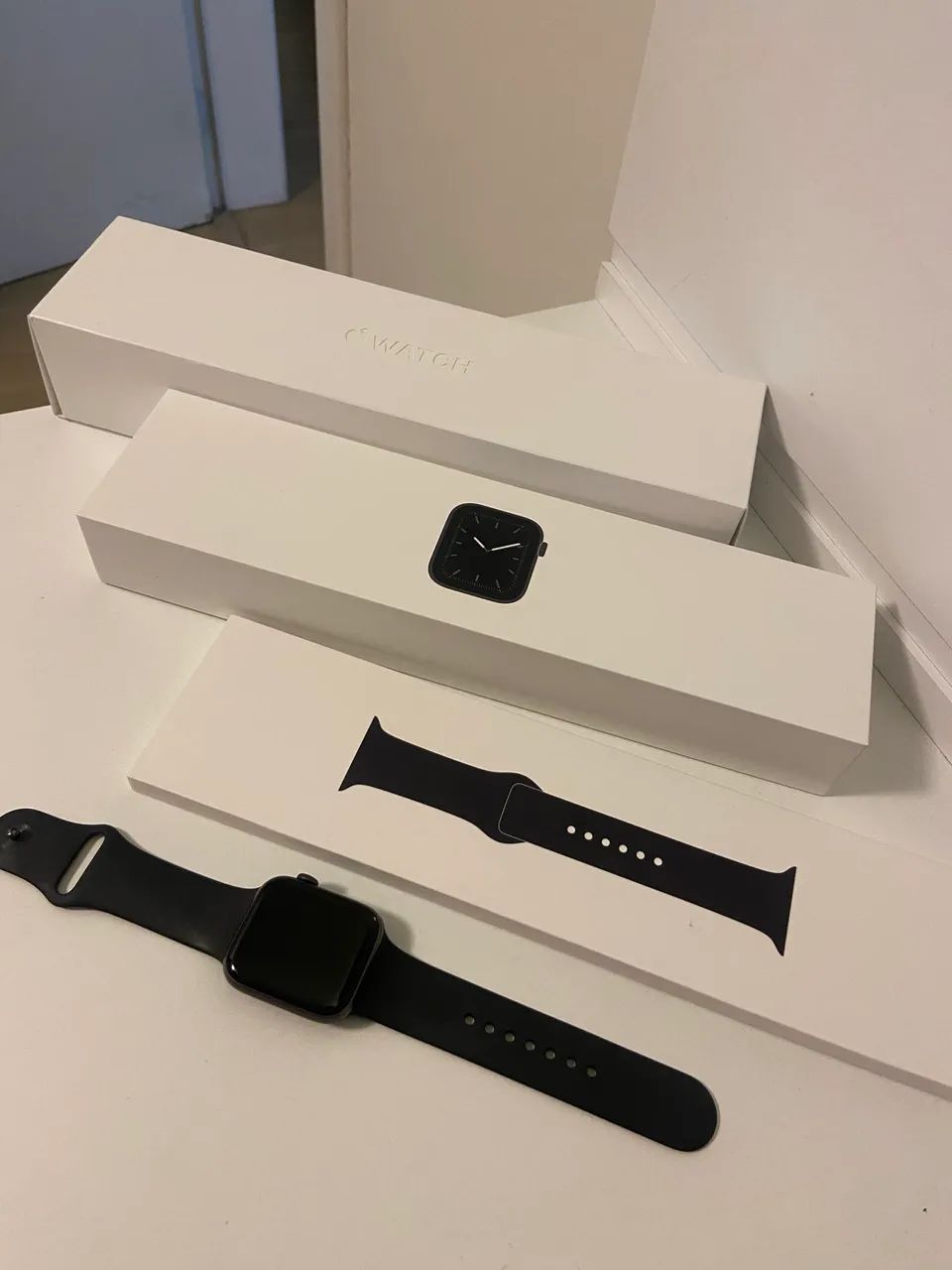 Apple Watch Series 5 impecável, sem defeitos. Funcionando perfeitamente.