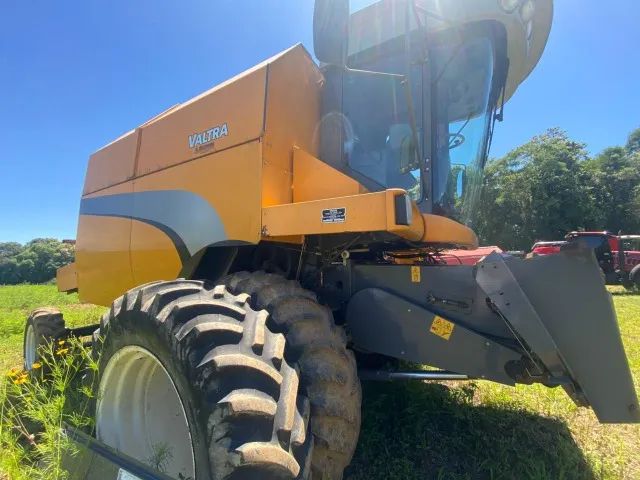 Colheitadeira Valtra - BC 4500, 20 pés, Duplada. Fabricação 2011 - Foto 3