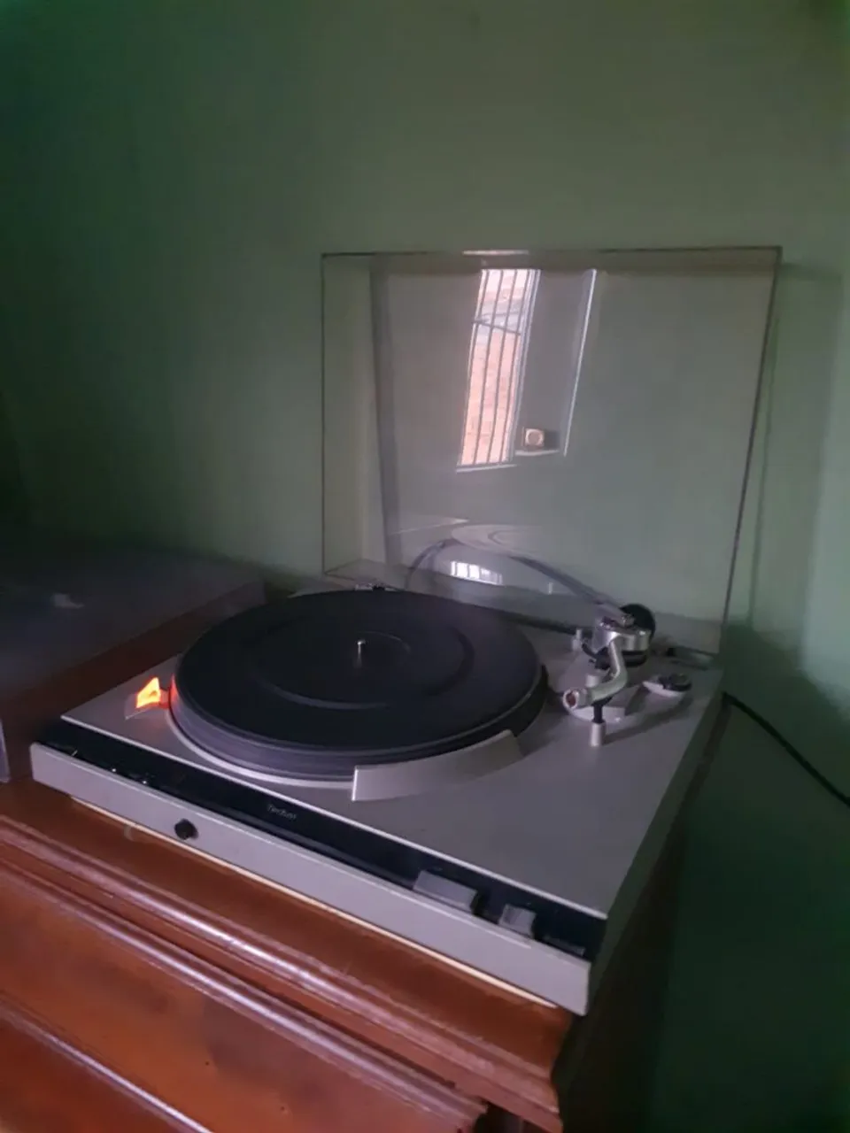 Toca-discos Technics SL - 3100 , AC CARTAO 