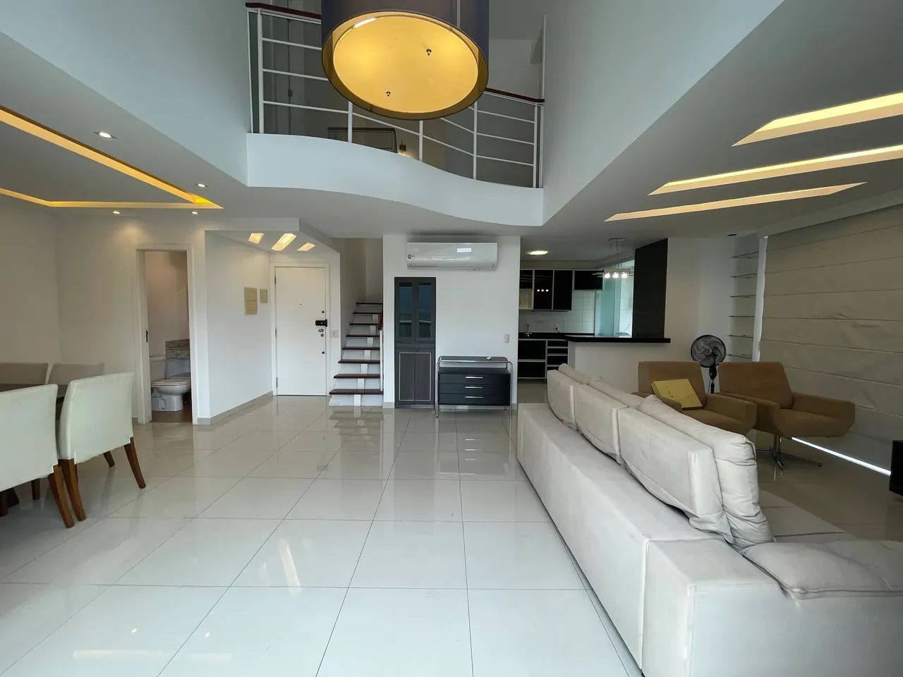 Duplex para aluguel tem 162 metros quadrados com 2 quartos em Barra da Tijuca - Rio de Jan