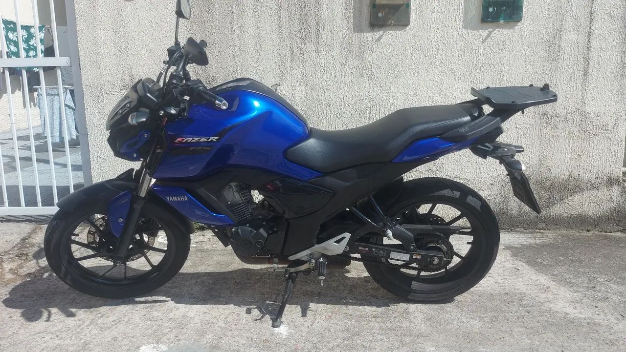 MOTO FZ15 2024