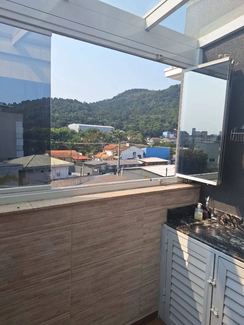 COBERTURA À VENDA EM JURERE MOBILIADA IDEAL PARA TEMPORADA. - Foto 4
