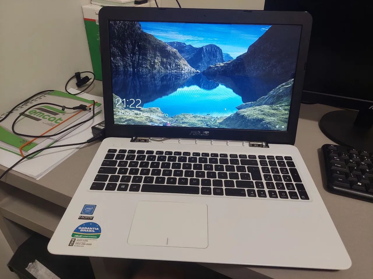 Notebook Asus Intel z550s usado