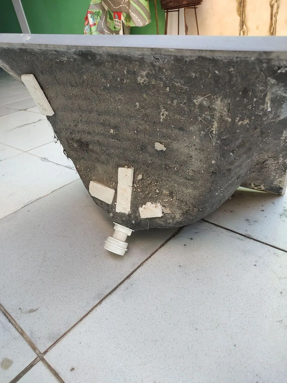 Tanque simples de fibra com suporte - Foto 3