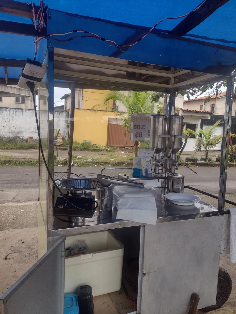 Carrinho de churros excelente