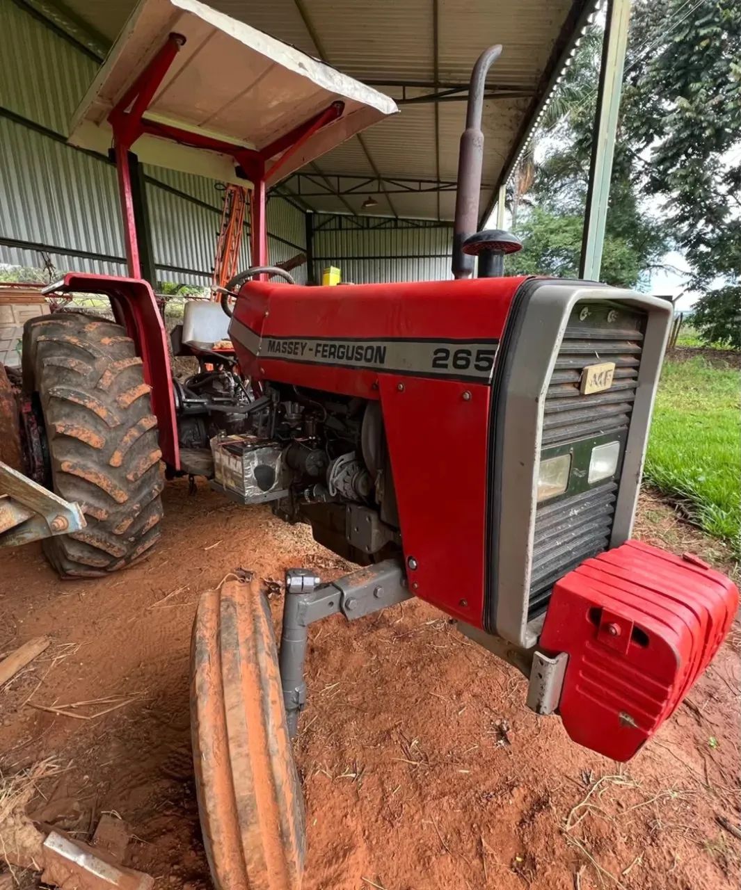 Trator agrícola 