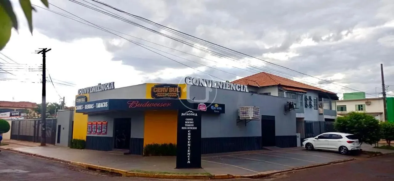 SOBRADO COM SALÃO COMERCIAL A VENDA - COOPHASUL