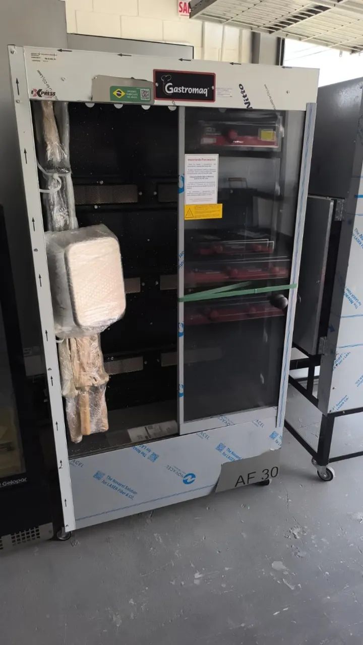 Assador Multiuso Espeto Giratório GASTROMAQ 