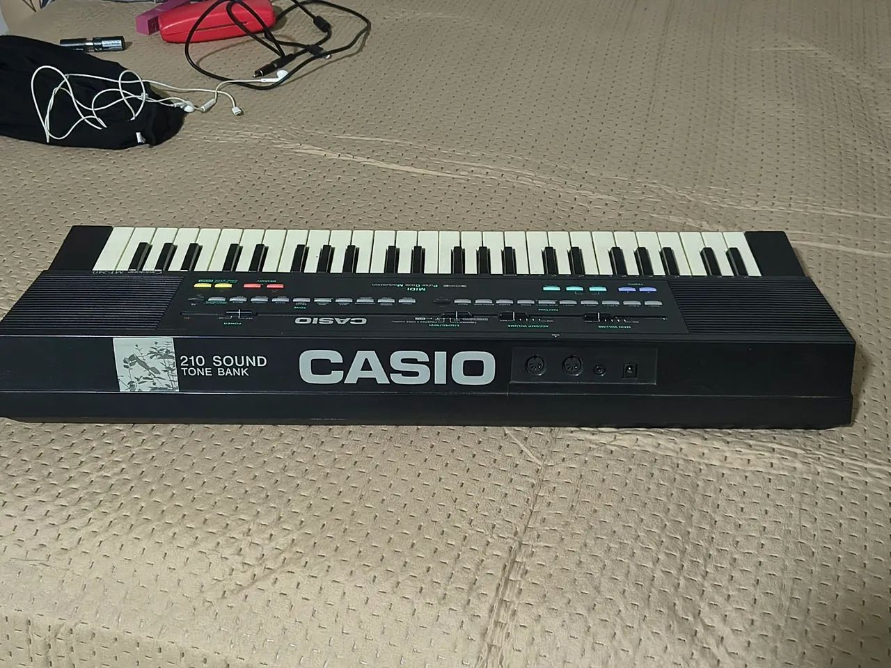 Teclado casiotone mt240(sons do Jack stauber) - Instrumentos