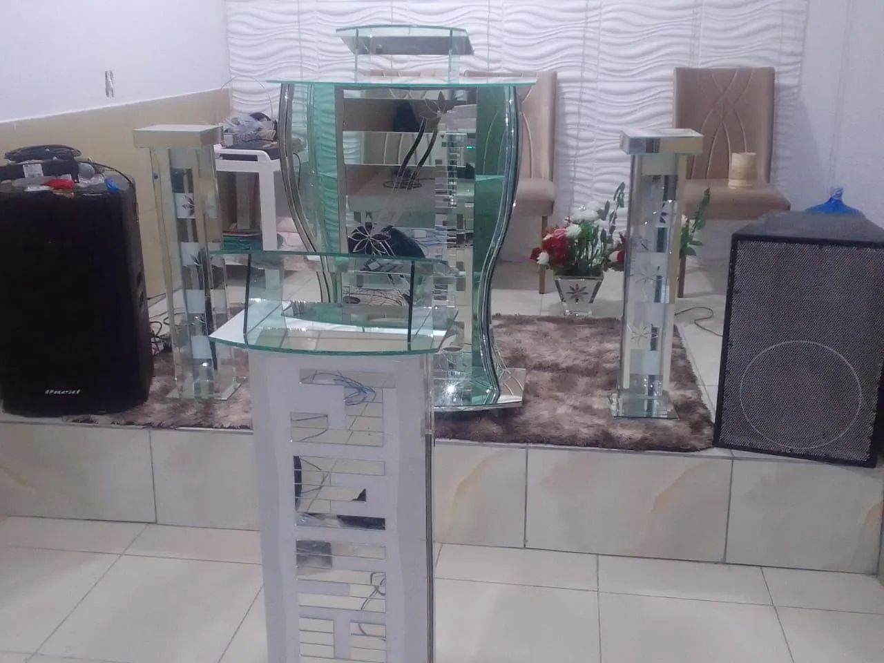 Lindos púlpitos de vidro decorado kit um púlpito e duas colunas 700 - Foto 5