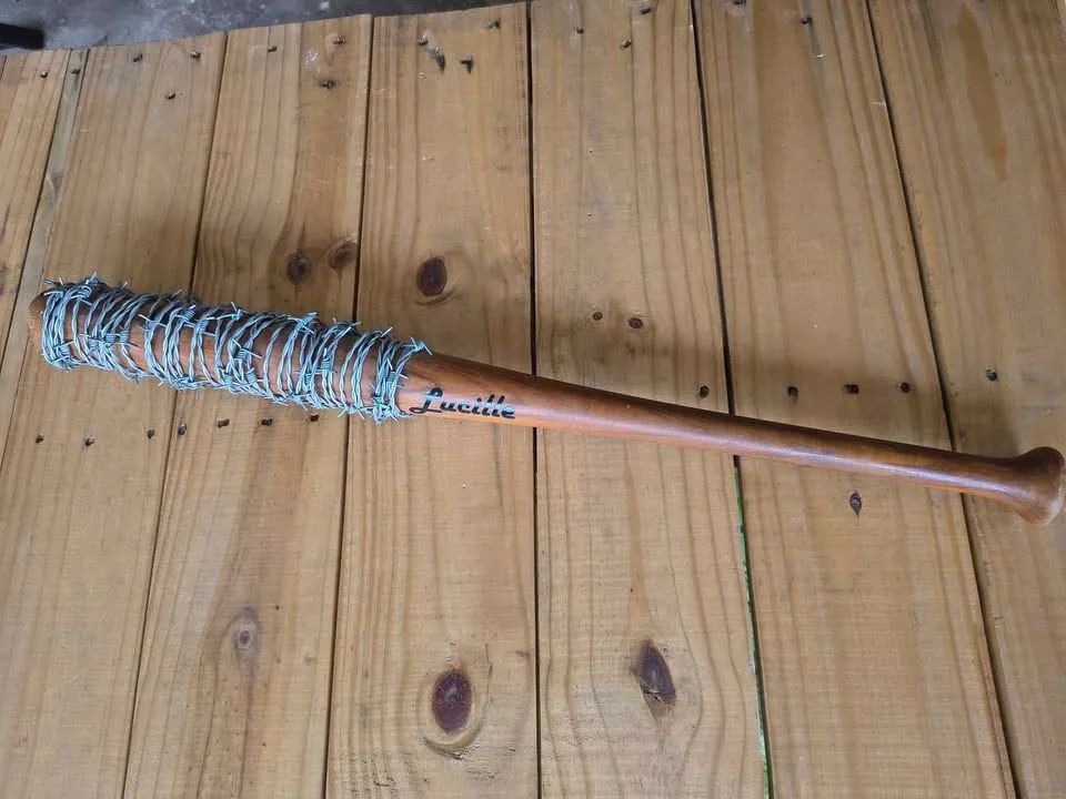 Bastão Decoração Para Amantes da Série walking dead - Foto 4