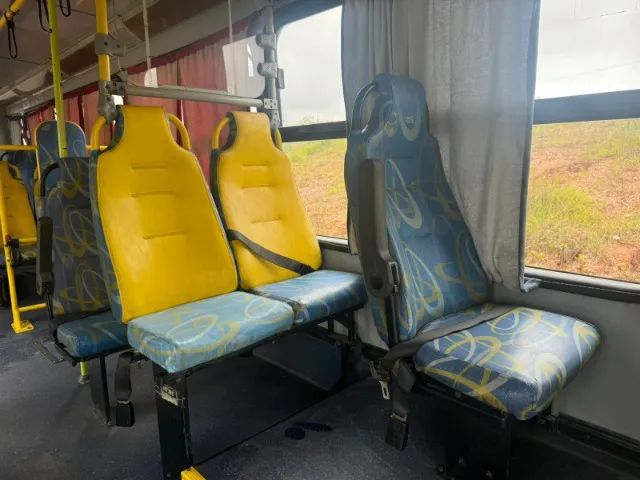 Ônibus Urbano (Micrão) Volks Comil  - Foto 12