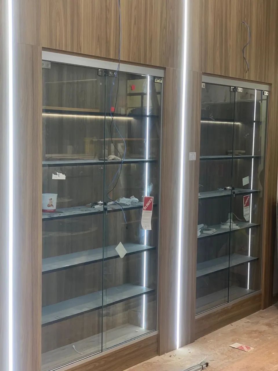 Vitrines de Vidro para Loja, e box para seu banheiro? 