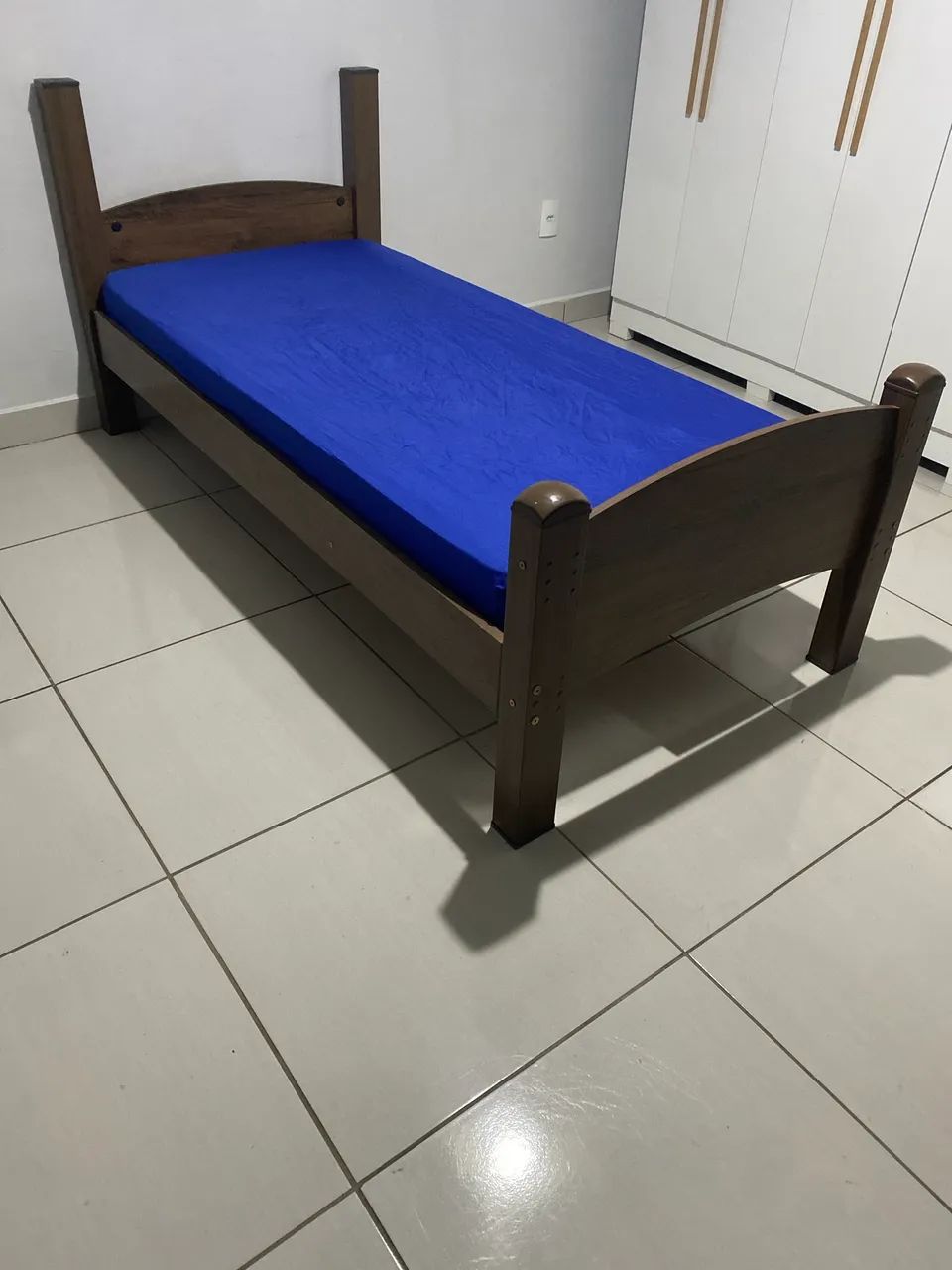 Cama de solteiro 64317209282435120