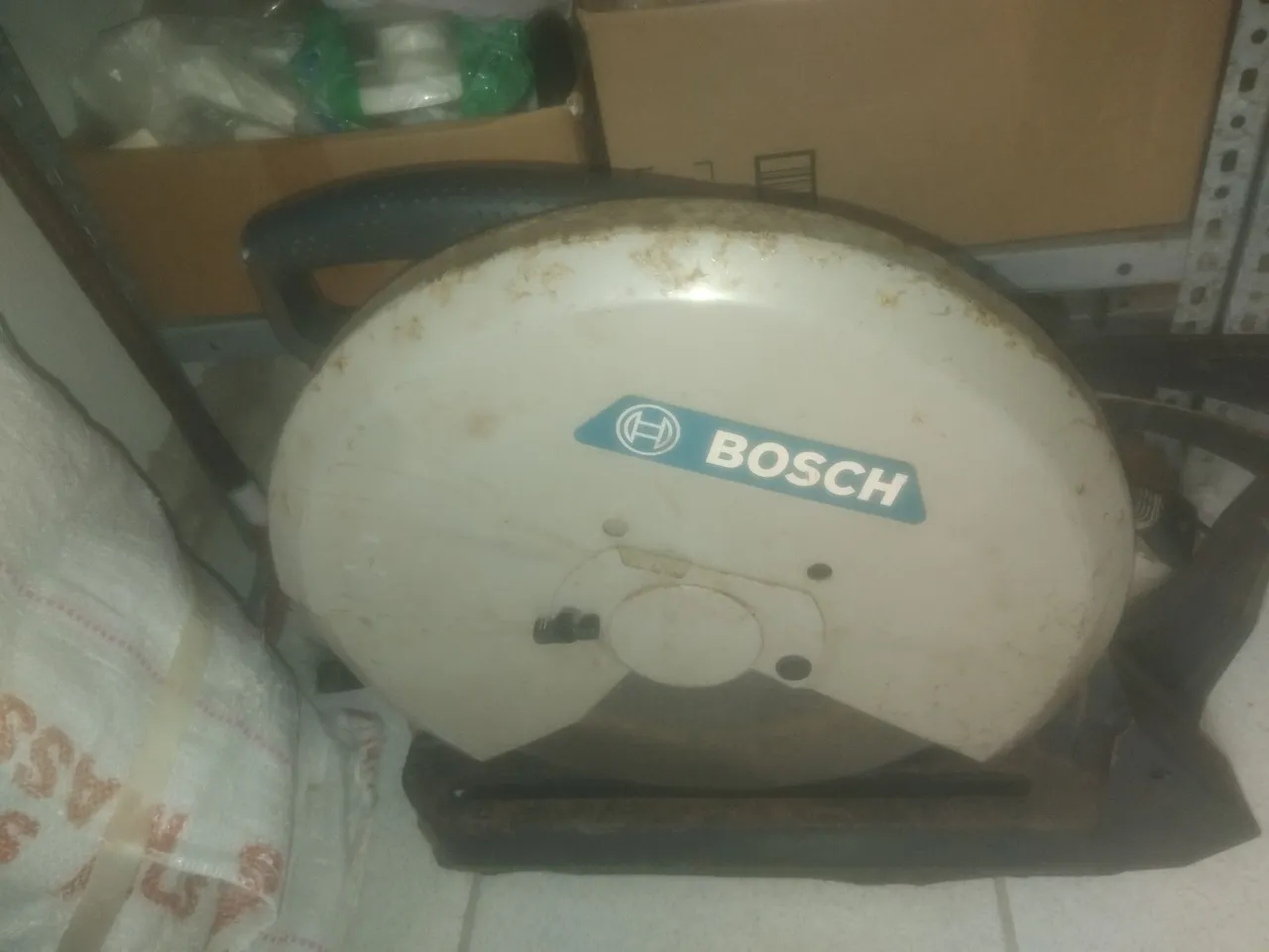 Policorte Bosch 2.000w