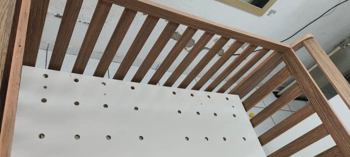Berço de MDF em ótimo estado