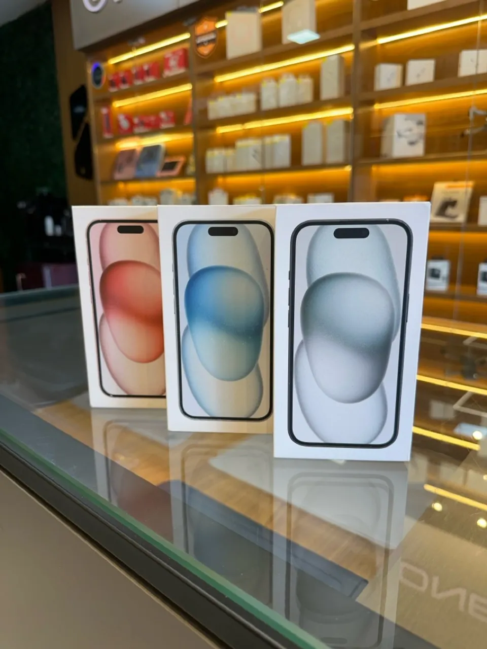 iPhone 15 128GB
