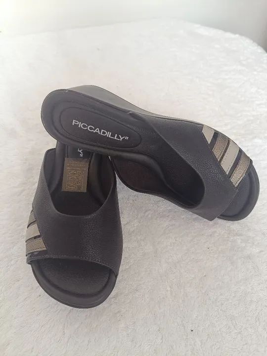 Sandálias Piccadilly Preta