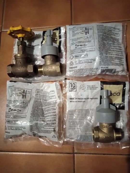 Deca/Docol Floor Flanges 3/4 - 1/2