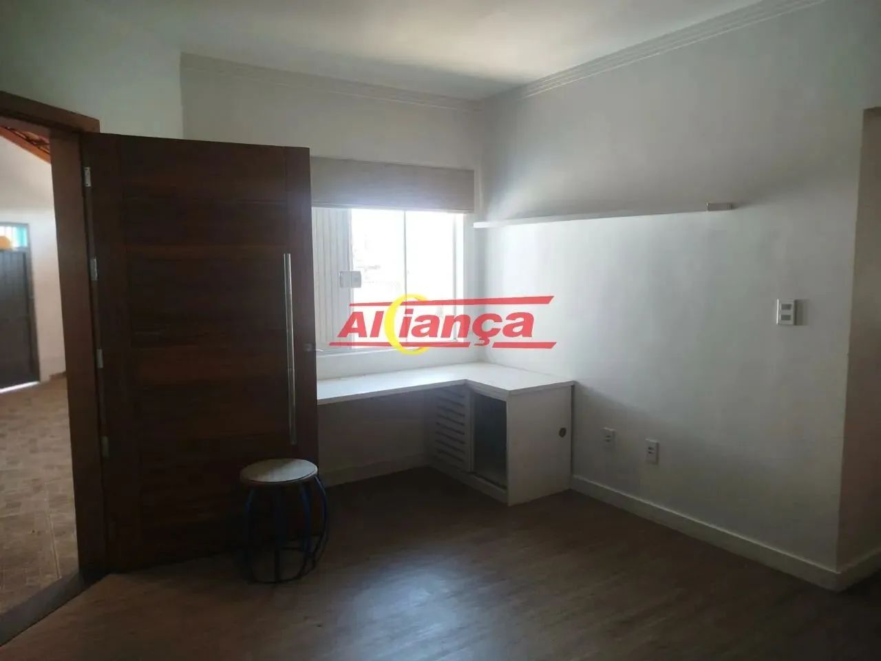 Casa para alugar com 1 quarto, sala e cozinha, móveis planejados - Jardim Paraiso - Guarul - Foto 2
