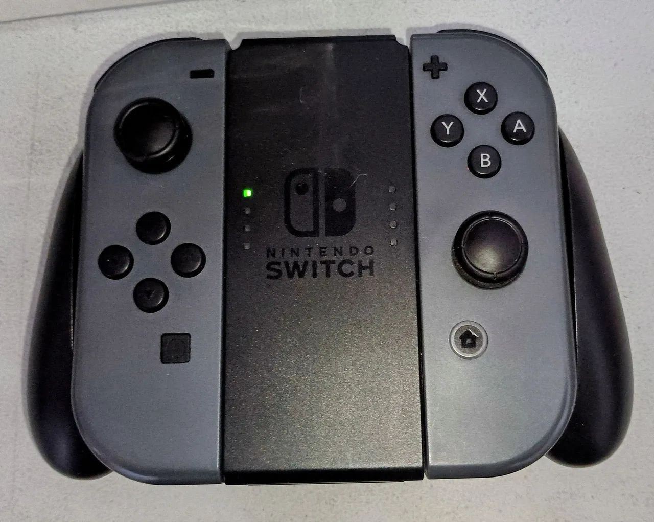 Nintendo Switch V1 unlockable + 2 games + accessories64318471863425121