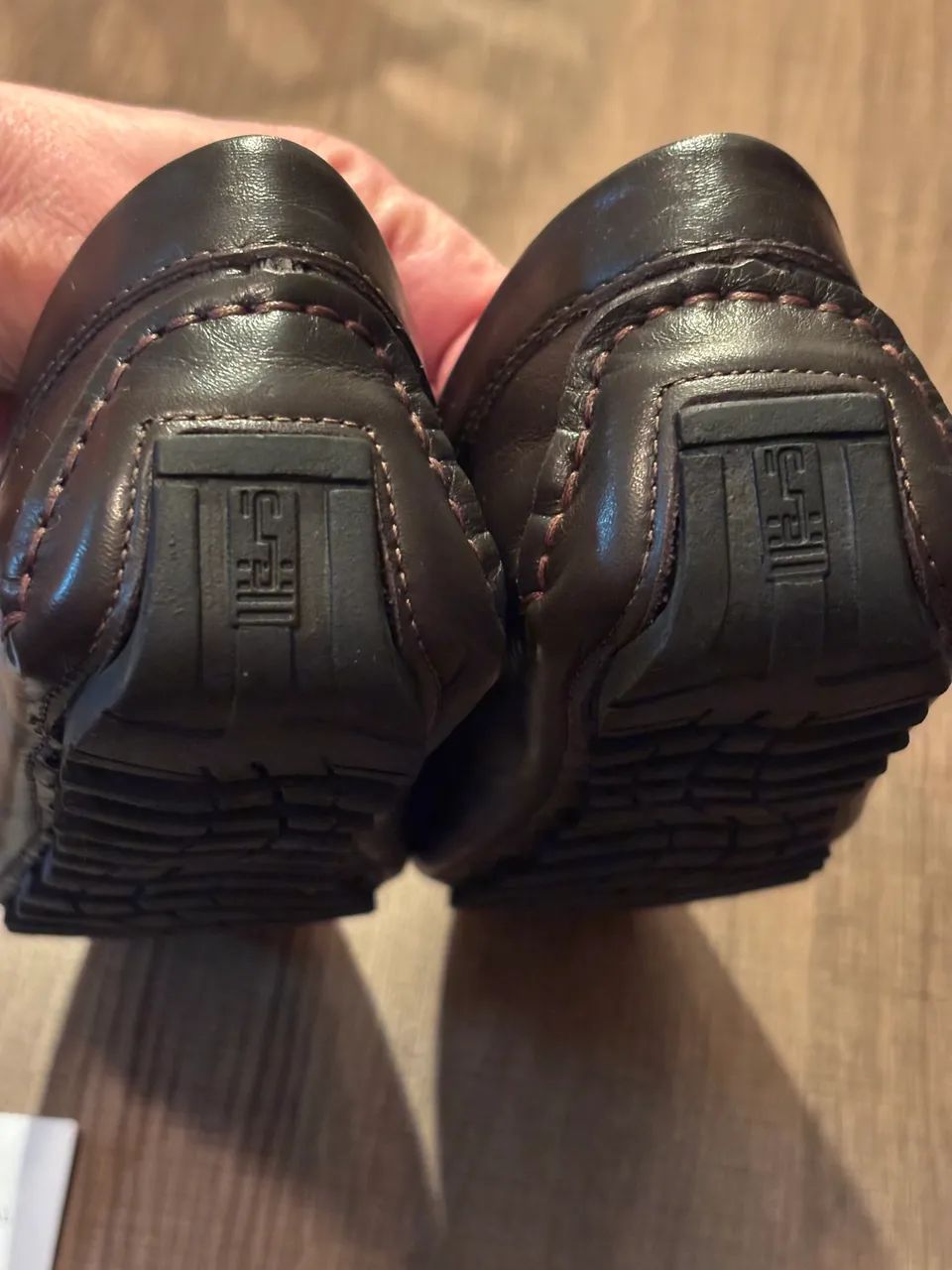 Sapato de couro Sergios novo - Foto 4