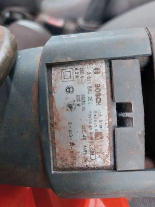 Martelo Perfurador Bosch 820w - Foto 4