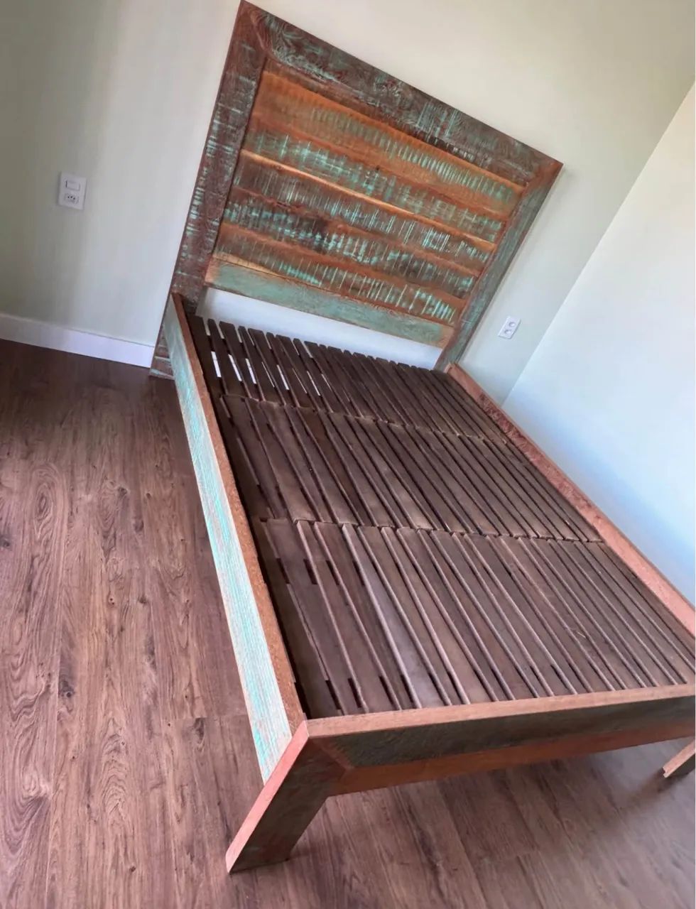 Cama casal 64375104383105122