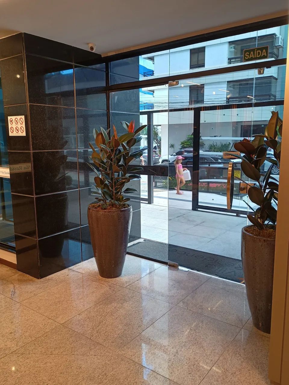 OPORTUNIDADE VENDO APARTAMENTO 3 QUARTOS PRAIA DA AREIA PRETA COM ÁREA DE LAZER  - Foto 8