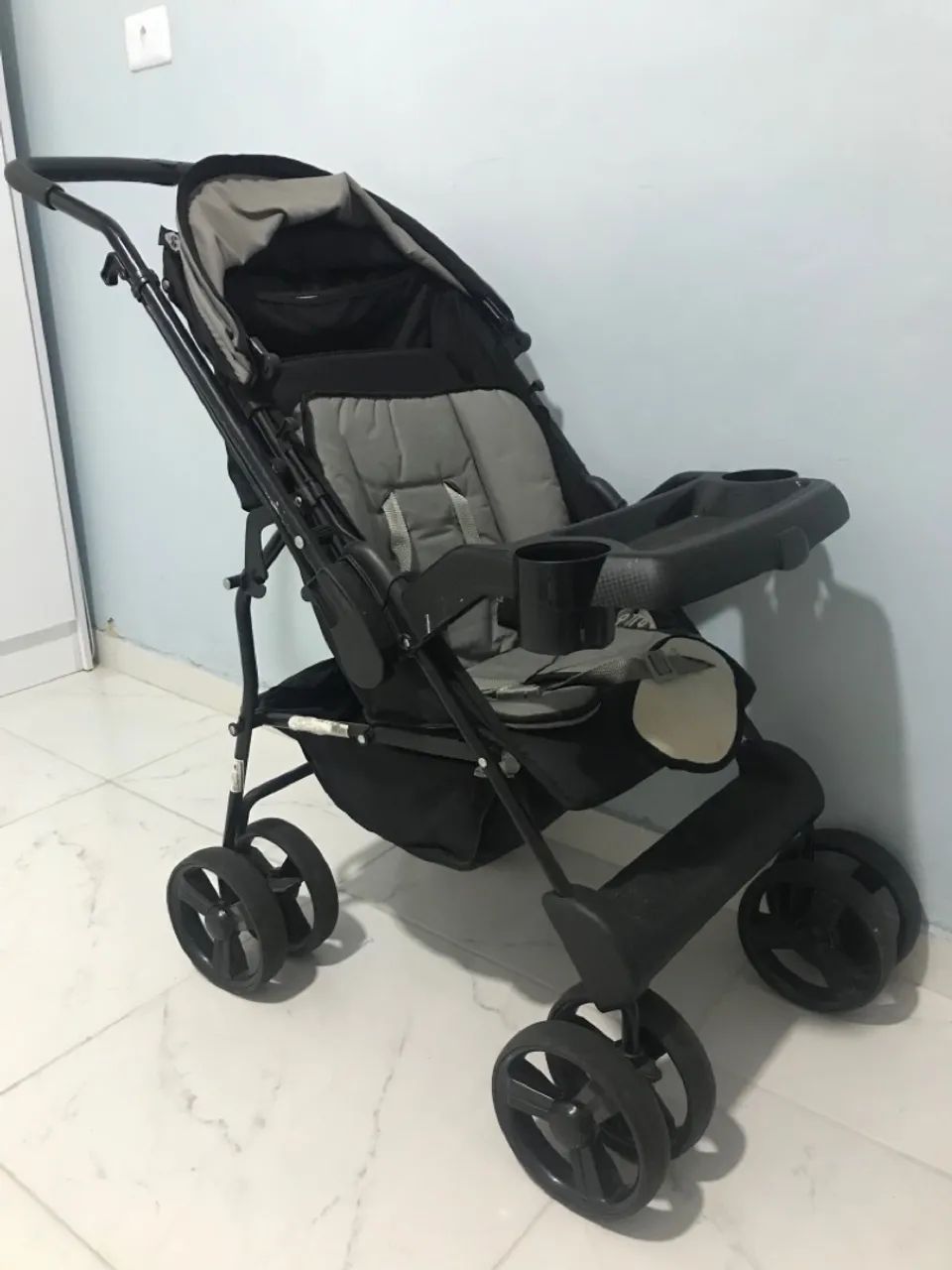 Carrinho de Bebê Compacto - Preto - Foto 3