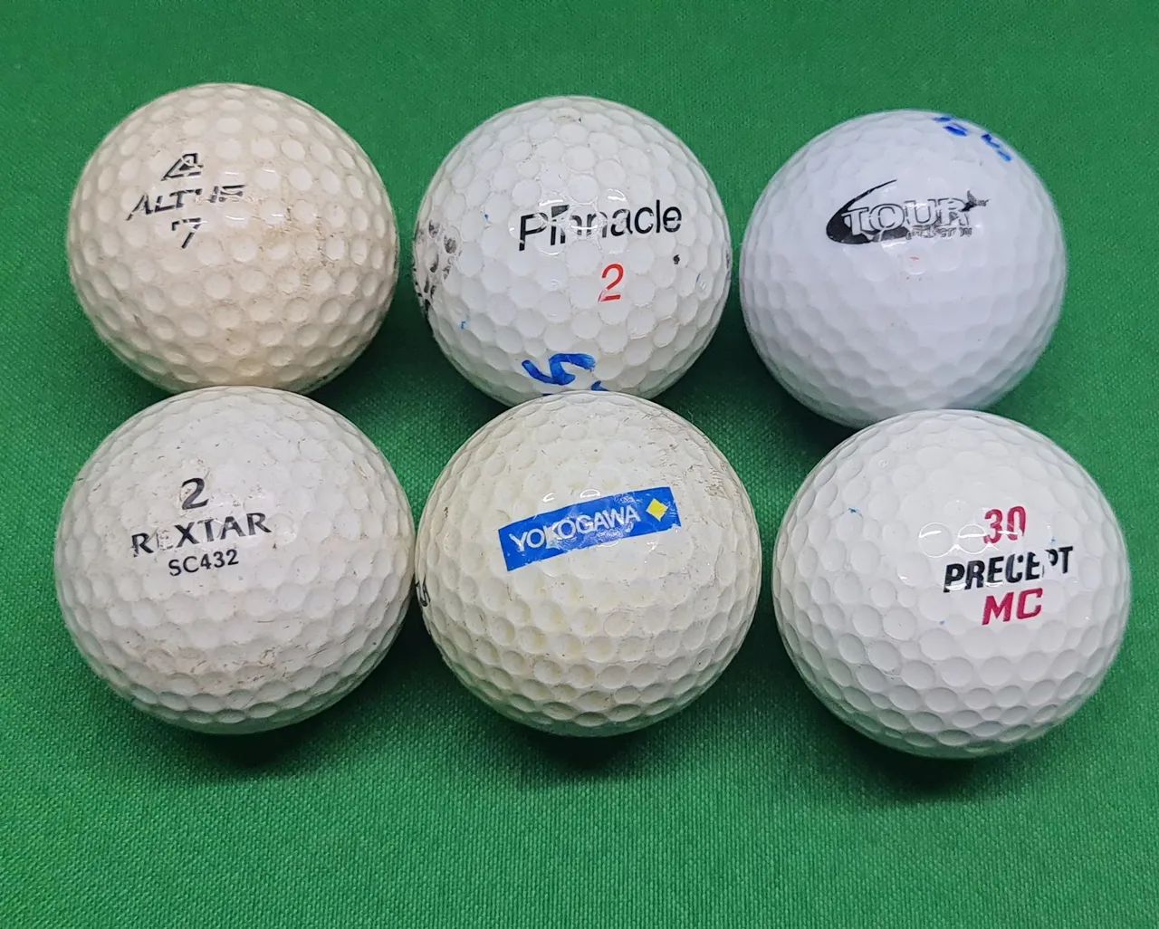 Lote 6 Bolas de golfe variadas