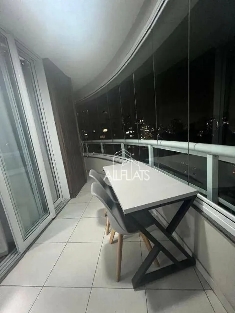 Studio com 1 dormitório para alugar, 30 m² por R$ 5.000/mês no Jardins - São Paulo/SP