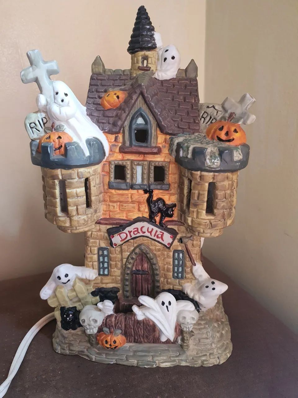 CASTELINHO DO DRÁCULA COM FANTASMAS - Foto 2