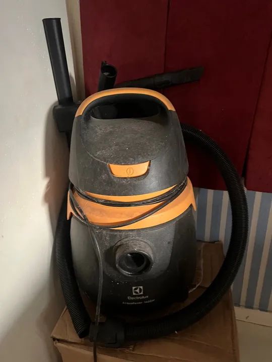 Aspirador de pó 1.400w