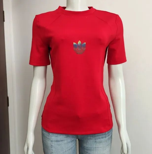 blusa adidas estilo neoprene vermelho Tam M - Foto 2