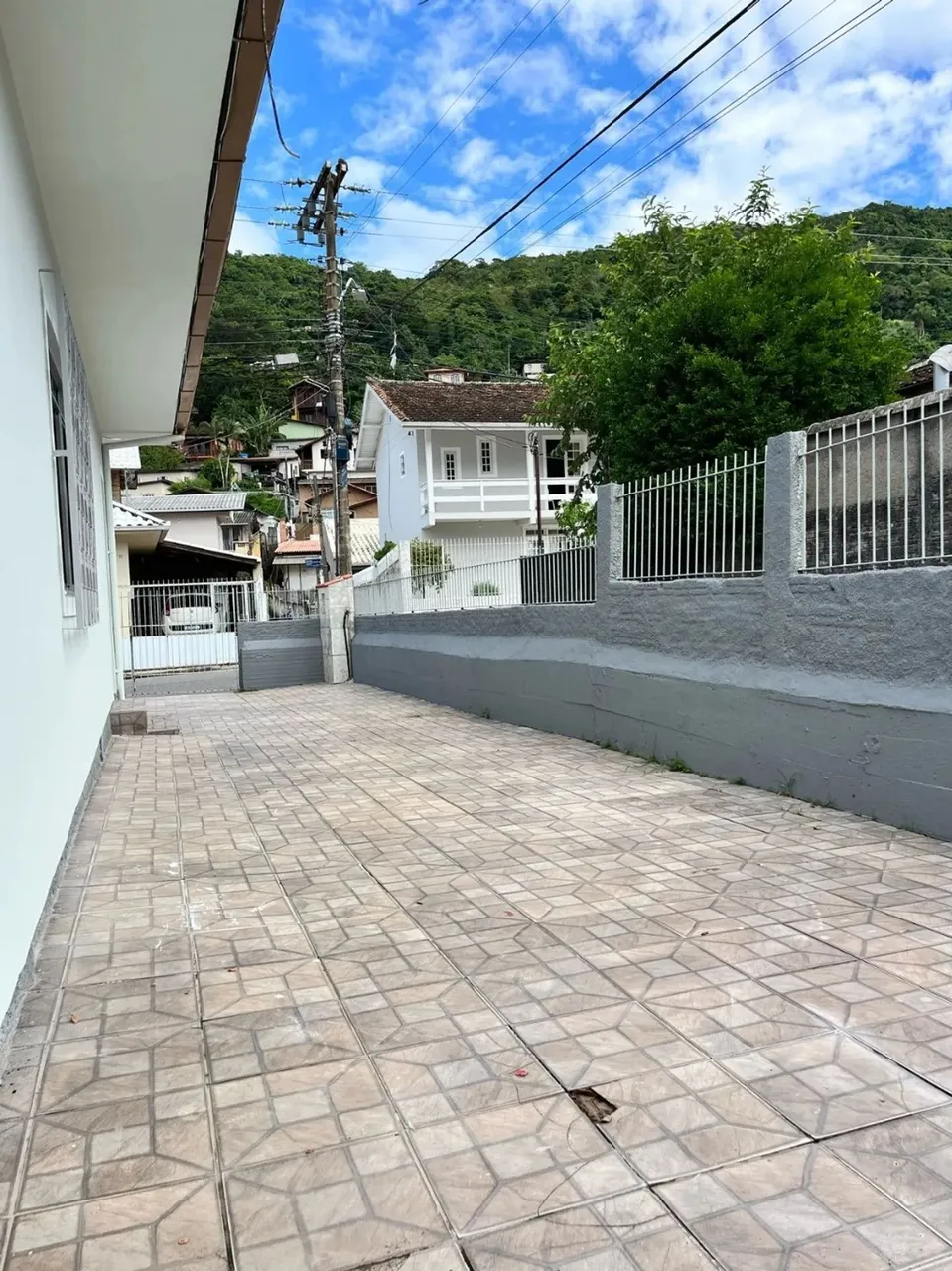 Entre a UFSC e o Centro , casa +edícula - Saco dos Limões - Florianópolis - SC