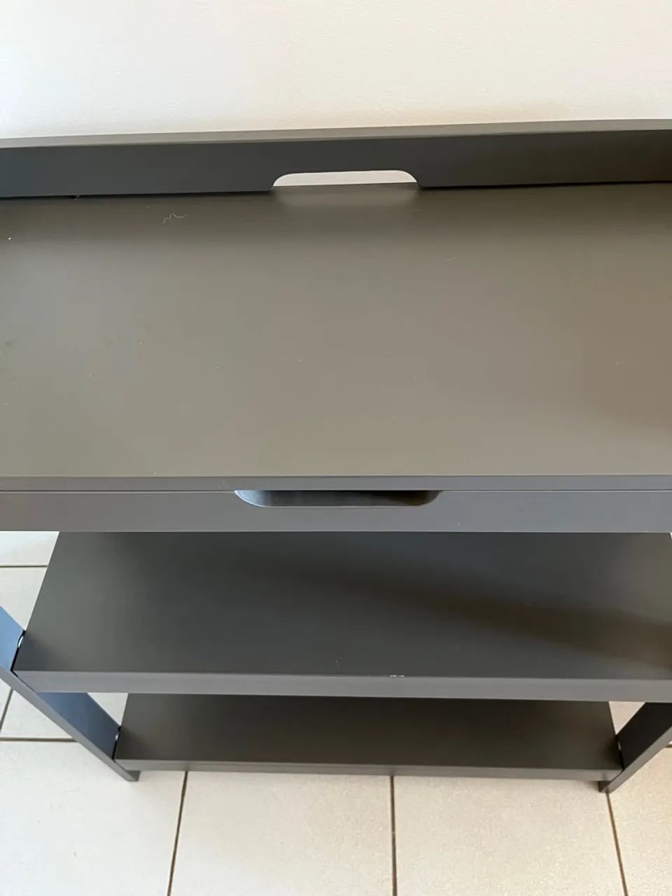 Gray Retractable Shelf64850628264450123