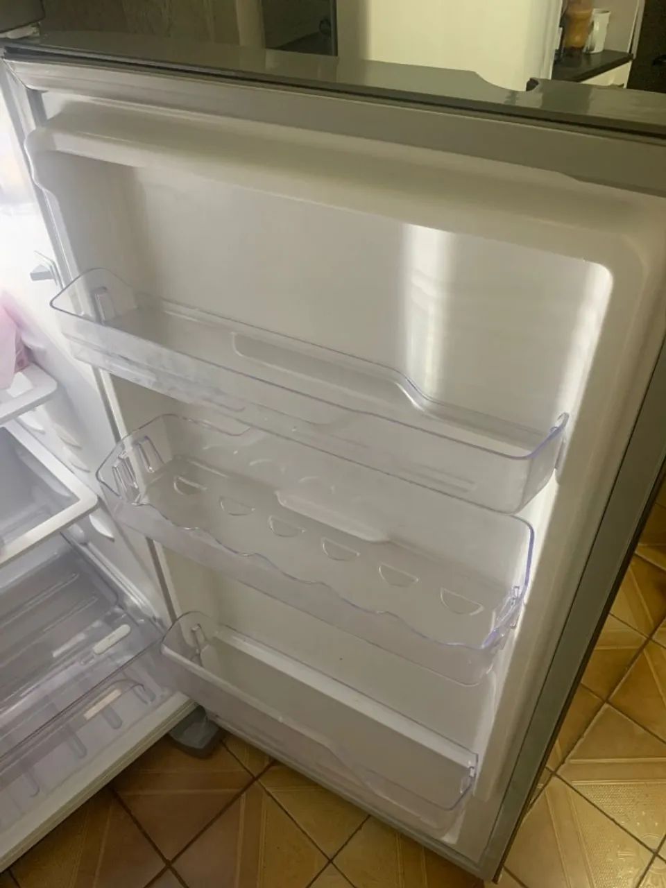 Geladeira Electrolux Frost Free 310L Inox - Foto 3