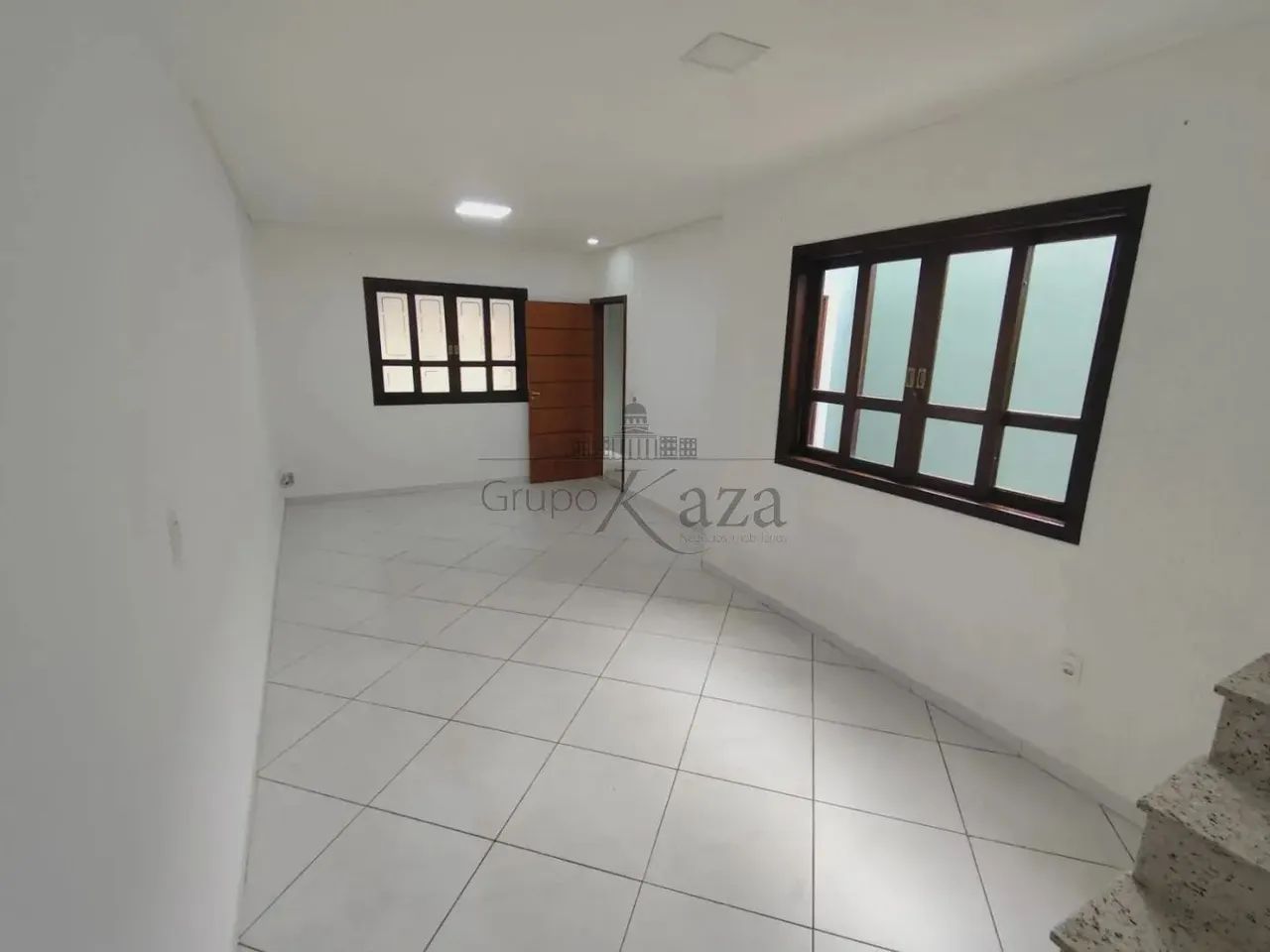 Imóvel para aluguel possui 136 metros quadrados com 4 quartos - Foto 4
