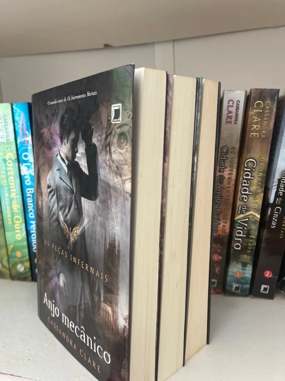 Trilogia As Peças Infernais - Cassandra Clare - Foto 2
