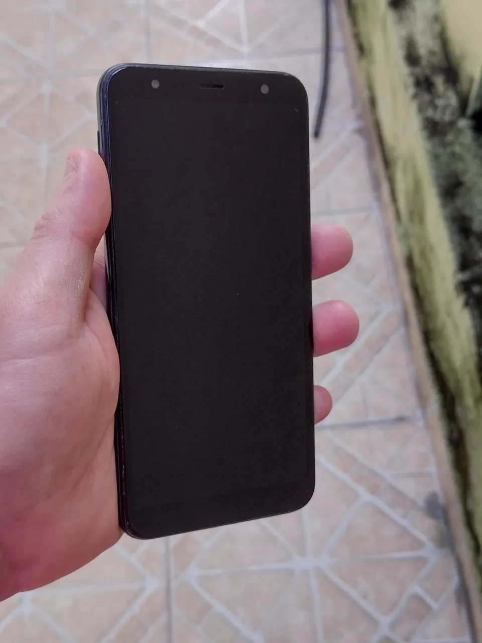 Vende-se Celular Samsung Galaxy J6 Plus ( 32 Giga Memória )