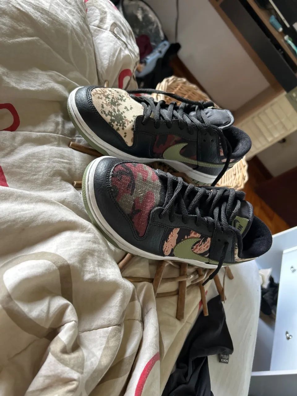 Nike Dunk Low se black multi camo 