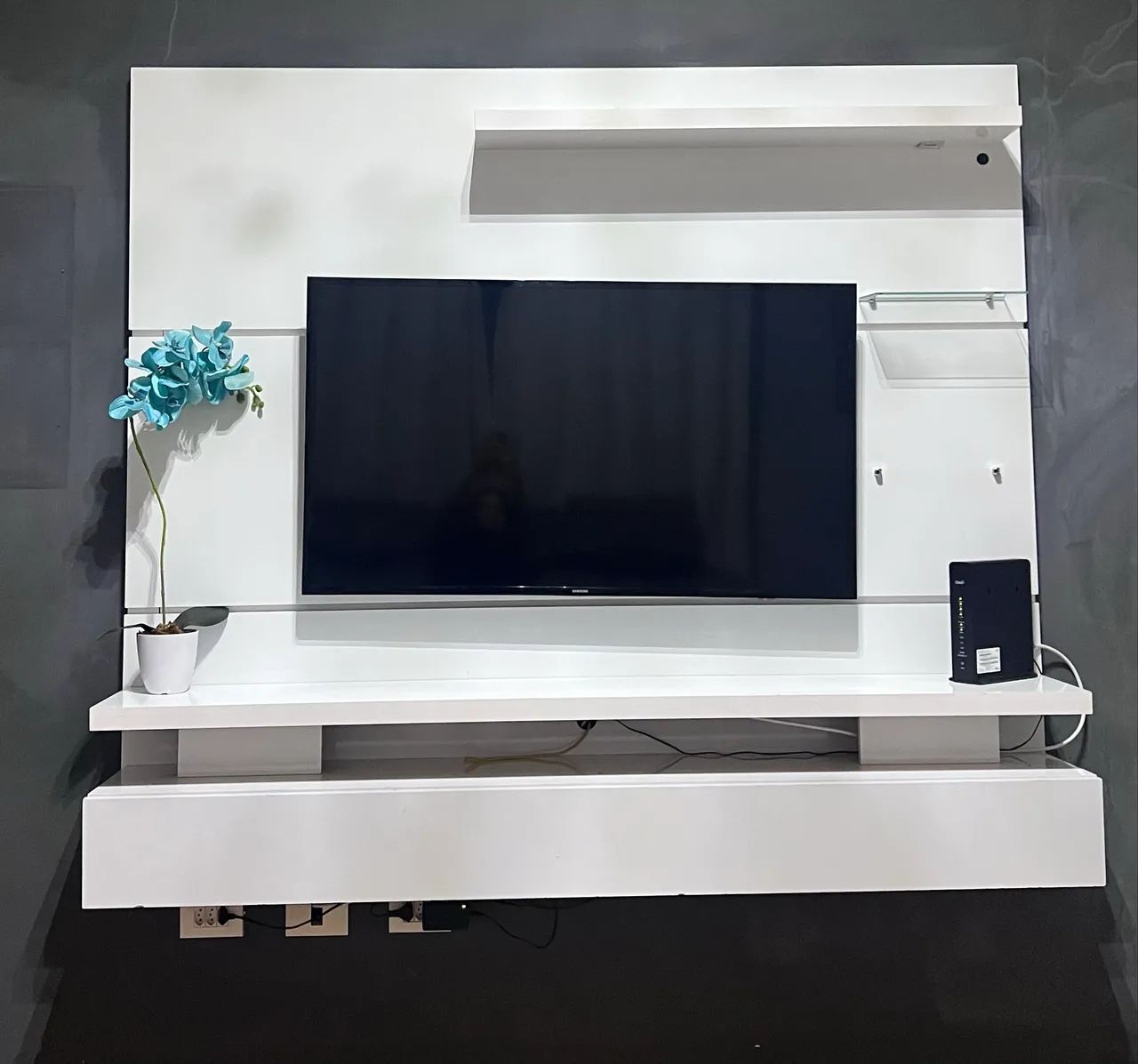 Rack with Panel64861556501378120