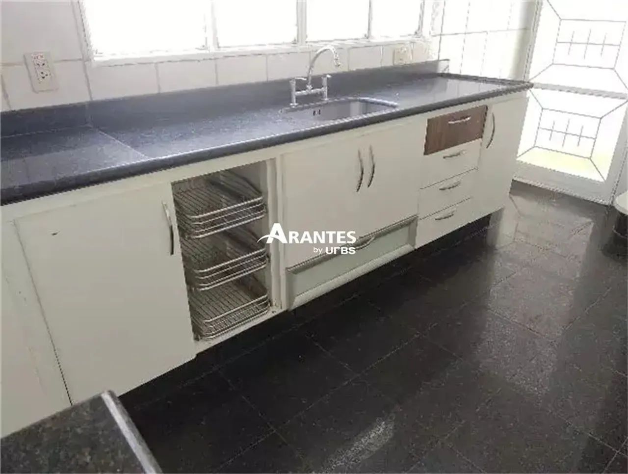 Casa com 270m² 3 quartos à venda no Brasil - Foto 4
