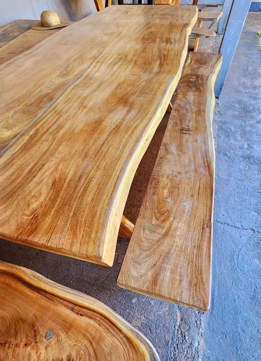 Mesa em madeira maciça de sucupira 2.5mts - Foto 4