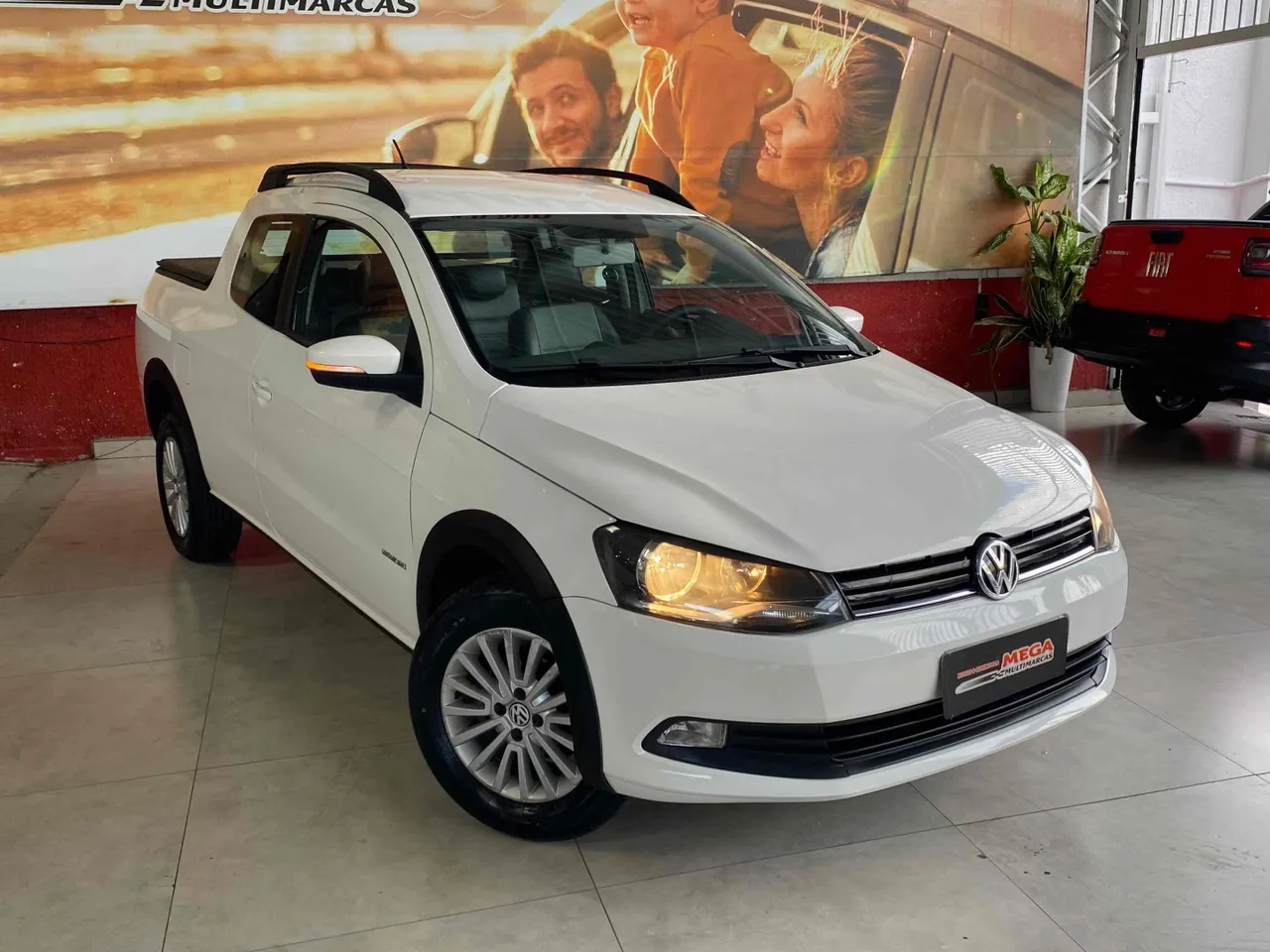 VOLKSWAGEN SAVEIRO 2016 Usados e Novos