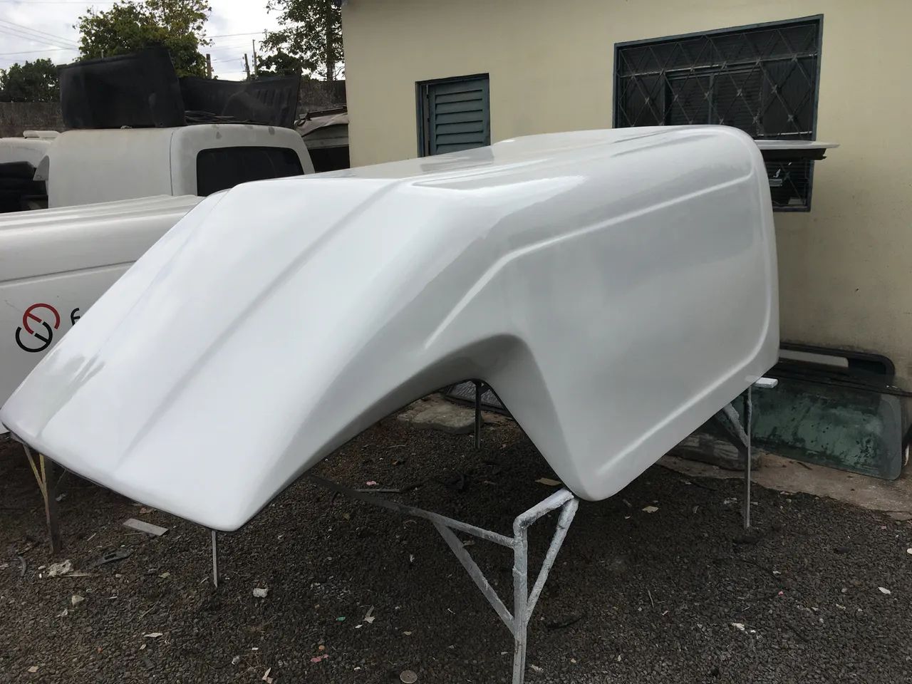 Capota de fibra Montana Agile 