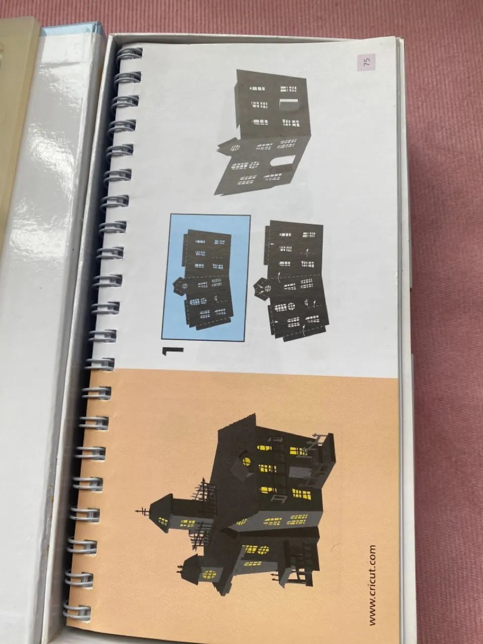 Cartucho de Formas Cricut Happy Hauntings - Foto 2