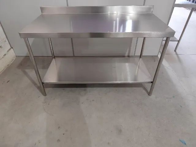 Bancada Inox 2,20m reforçada para cozinha industrial